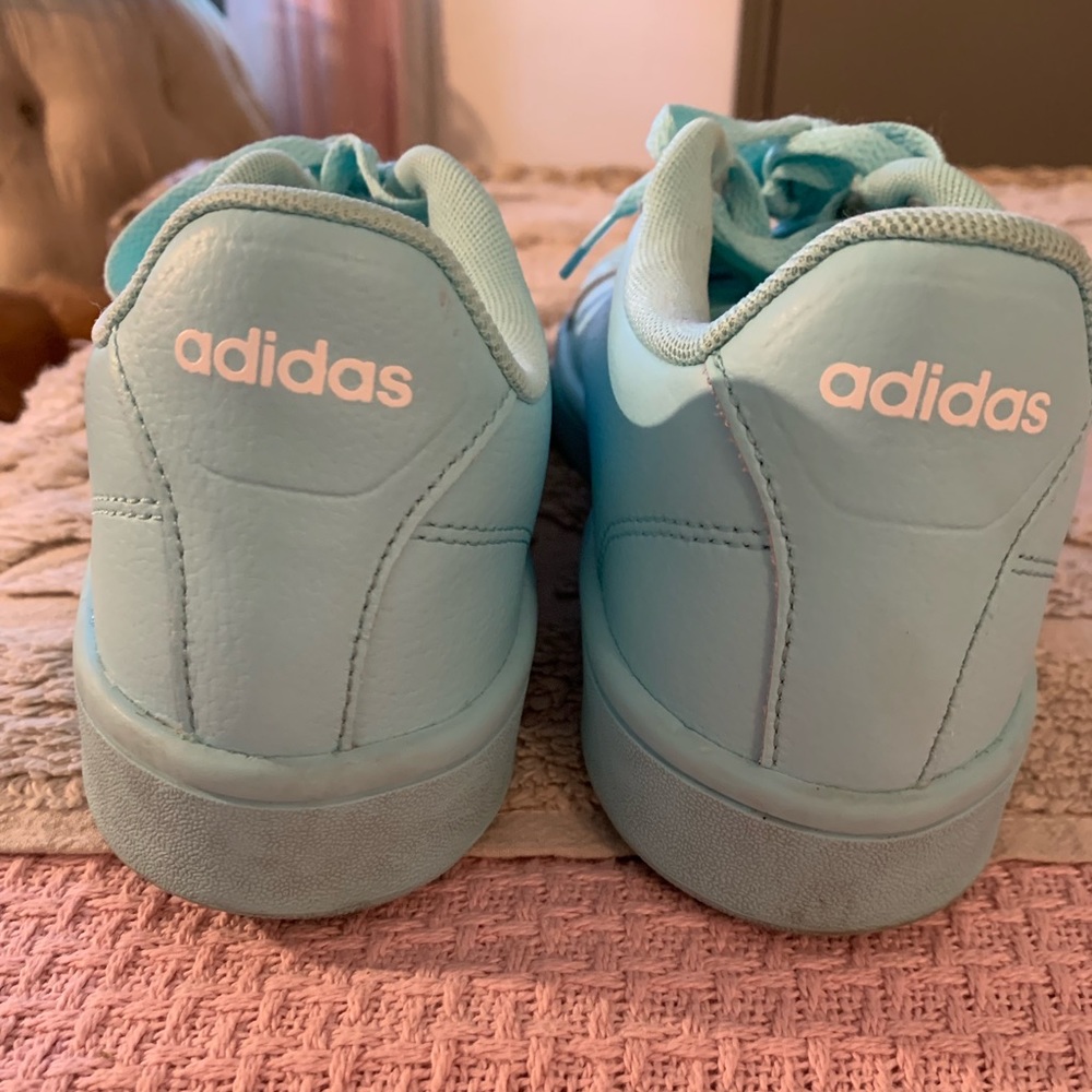 Tiffany Blue Adidas size 9